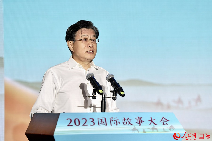 中國人民對外友好協(xié)會副會長李?？罗o。人民網(wǎng) 盧鵬宇攝