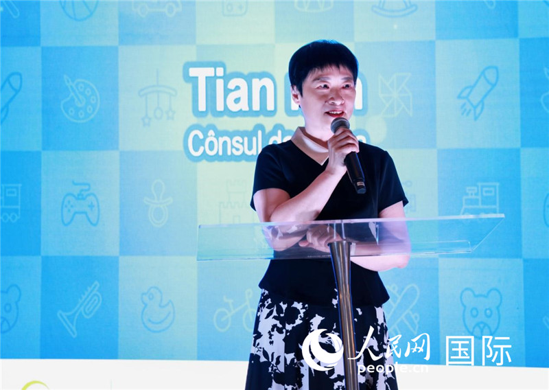 中國駐里約熱內(nèi)盧總領(lǐng)事田敏發(fā)表致辭。人民網(wǎng)記者宋亦然攝