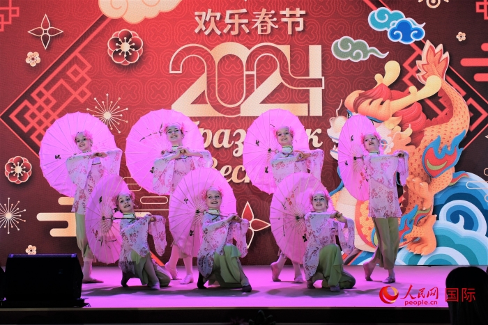 活動現(xiàn)場的精彩演出。于子恒攝