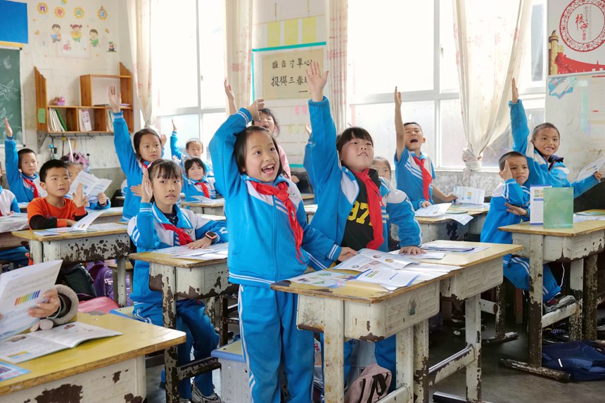 互動(dòng)問(wèn)答環(huán)節(jié)，同學(xué)們正在踴躍答題。